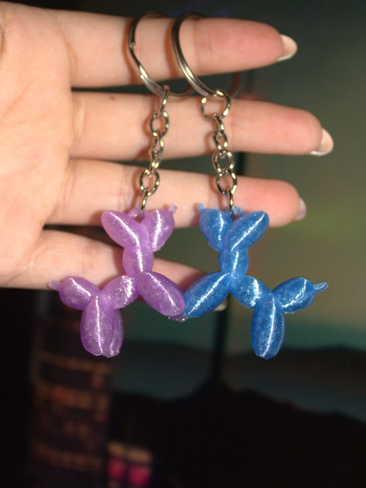 Llavero de perrito globo